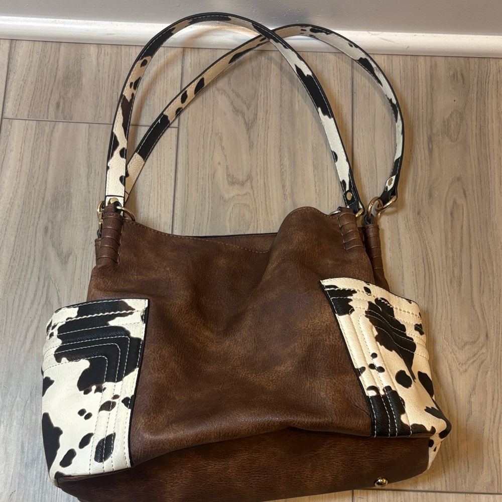 Chic Brown and Black Patterned Shoulder Bag